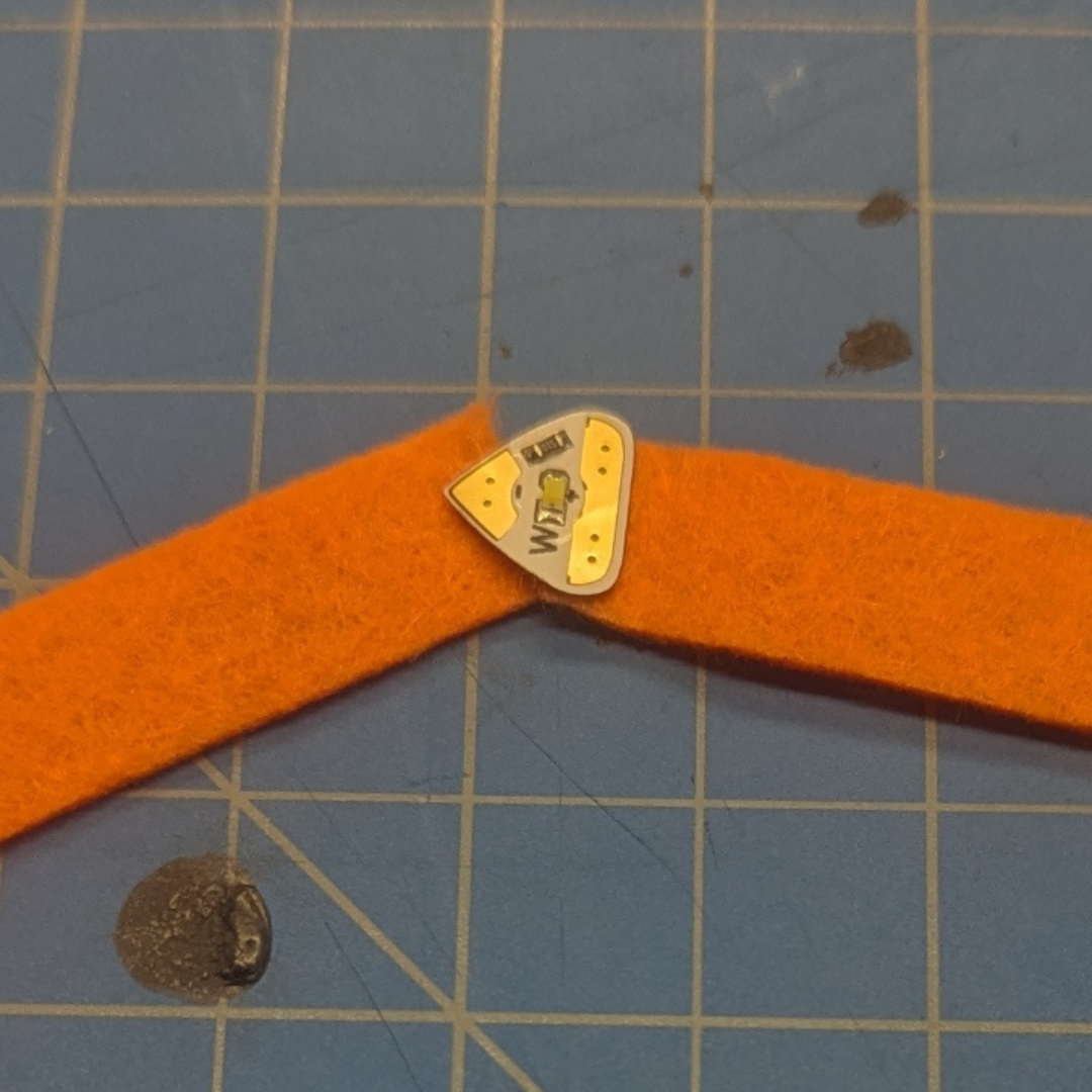 So I also tried with the alligator clips, but there was no change. 